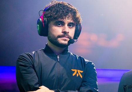 三星Galaxy XR发布及30款VR游戏推荐